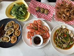 -覃记海鲜美食餐厅