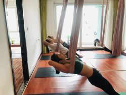 -Yvon yoga 瑜伽·精准体态管理中心