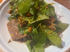 薄荷牛肉卷-茶花妹子云南餐厅(传媒大学店)