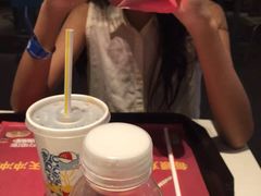 -麦当劳(新世纪环球中心店)