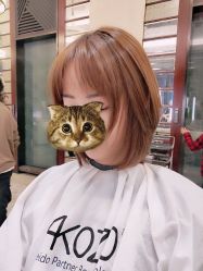 -AKOZO Beauty Salon