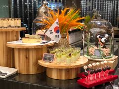 -圣丰索菲特·2 On 988 Café 自助餐厅