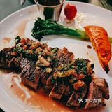 国庆黄金周必打卡，魔都地标三件套下的美食与环境的舒缓享受[调皮]