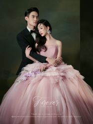 -雪中彩影婚纱摄影·微光艺术中心