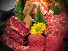 -铭牛烧肉·和牛海鲜自助(高新月牙湖店)