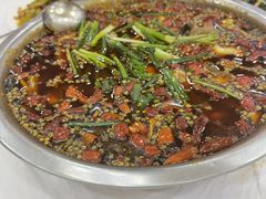 -乡土特色.冷锅鱼.牦牛肉汤锅