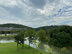 -上海佘山世茂艾美酒店
