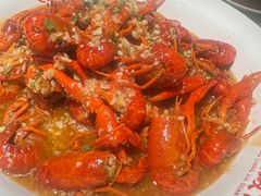 -郑东靓靓虾馆·金牌油焖大虾(天泽街店)