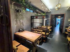 -万记麻辣烫国展总店