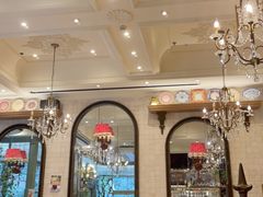 -玛格萝妮比萨屋(四平店)