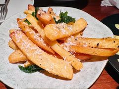 -MONICH牛排融合餐厅(和义大道购物中心店)