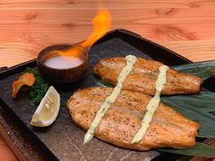 黄油香煎三文鱼-文三酒肆自助放题(新街口友谊广场店)