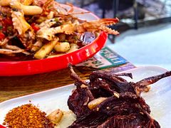 油炸鹌鹑-老闵田螺馆·南昌特色小炒(梦时代店)