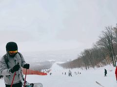 -庙香山滑雪场