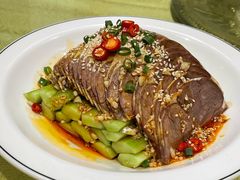 -白鹿苑蒙餐(鄂温克宾馆店)