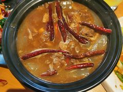 -隔壁老王·家常云南菜(花巷店)