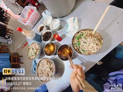 -正宗杨记普洱酸醋米线(总店)
