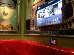 -歌莱美KTV x 星唱纯K·联名店(长虹路店)