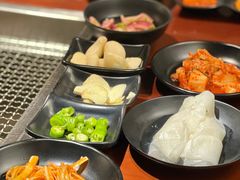 -肉甲韩国木炭烤肉(新壹街1店)