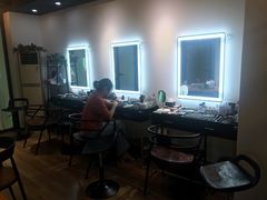 -ME觅妆·定制美妆·彩妆私教(菱角湖店)