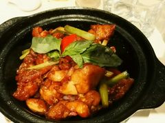 金不换三杯浓香滑鸡煲-太兴餐厅(东方广场分店)