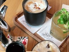 -星巴克臻选(上海合生汇1F店)