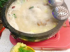 -墨脱石锅椰子鸡•海鲜糟粕醋(榆亚路店)