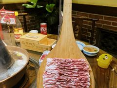 犹抱琵琶半遮面-南门四季铜锅涮肉(左家庄店)