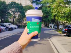 -瑞幸咖啡(华东理工大学商学院店)