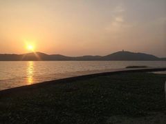 -水上明月·湖景餐厅