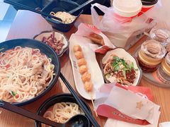 -鑫花溪牛肉米粉(凤凰街创始总店)