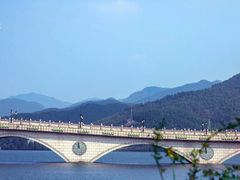 -四明湖