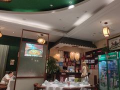-江城小馆陕南妈妈菜·全球旅行餐厅(钟楼店)