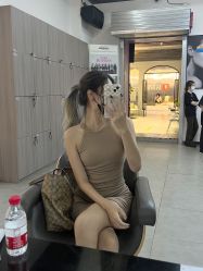 -CUT CUT Hair Salon