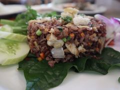 -Chom Cafe and Restaurant