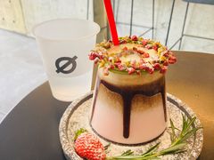 花环-BE NORMAL CAFE(霞溪路店)