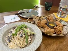 -Dragon Pizza•圆脸龙披萨·牛排餐厅