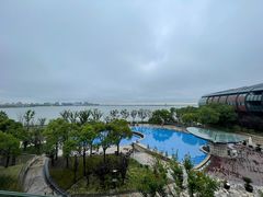 -上海滴水湖皇冠假日酒店