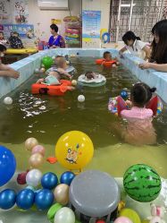 -小鸭先知婴儿游泳馆