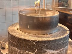 -呷佬·长沙手工米粉(金沙江路店)