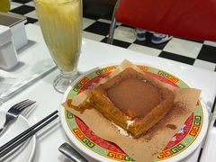 漏华奶-九龙冰室(徐汇日月光店)