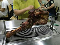 -内蒙古海拉尔烤羊腿·烤全羊·烧烤