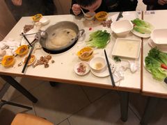-一席地·本地鸡窝·杭帮鸡火锅(萧山银隆百货店)