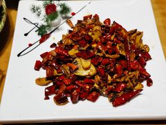 干椒炒牛肝菌-醉云喃