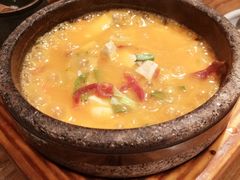 -云海肴·汽锅鸡·云南菜(天山百盛优客店)