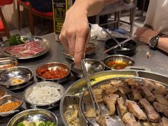 -哈哈碳都·牛肋条无限自助烤肉(台江万达店)