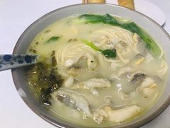 -明呈黄鱼面馆(斜土路店)