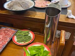 -沸炉重庆老火锅(军事博物馆店)