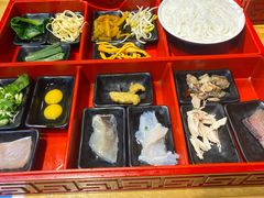-勺子米线·云南传统小吃市集(四方街店)