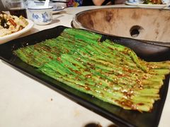 烤韭菜-妈妈家铁锅炖(景诚园综合楼店)